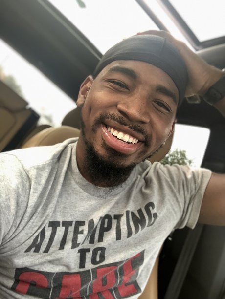 Nacktes geleaktes OnlyFans-Foto von Demetrius Bbc