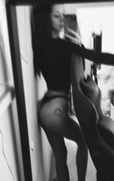 Nacktes geleaktes OnlyFans-Foto von Differentasyou