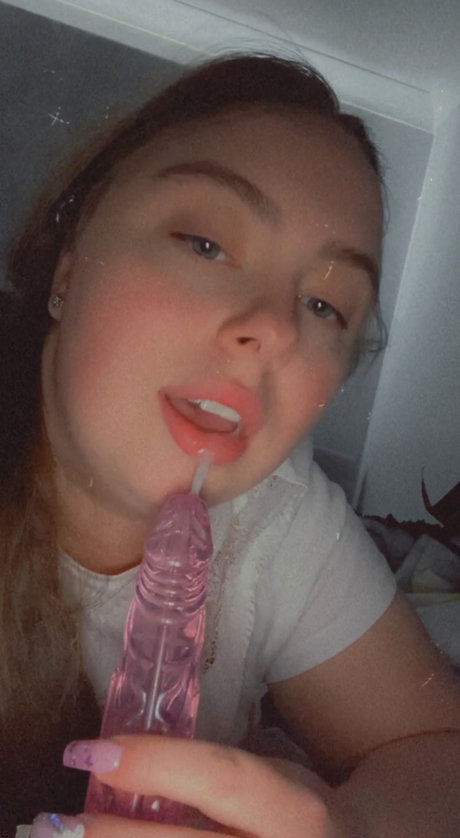 Nacktes geleaktes OnlyFans-Foto von Lia