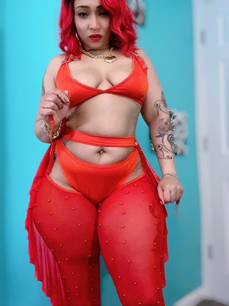 Nacktes geleaktes OnlyFans-Foto von Queen Baddie Babe