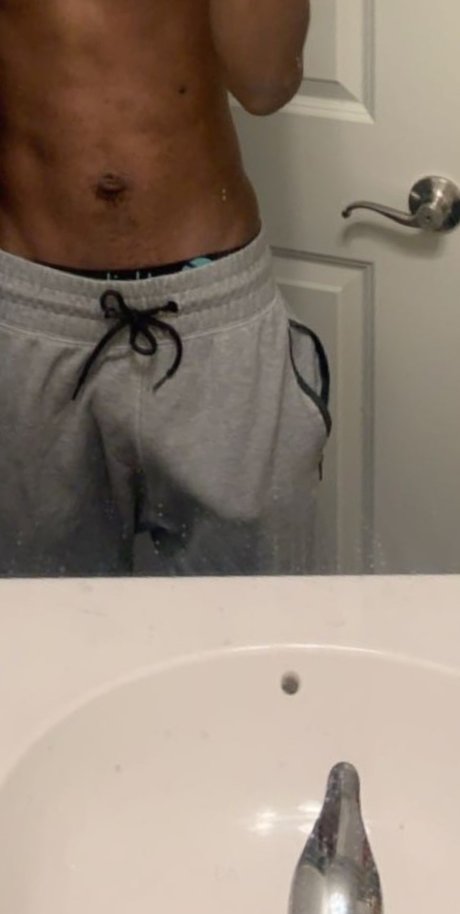 Nacktes geleaktes OnlyFans-Foto von Bbuprez