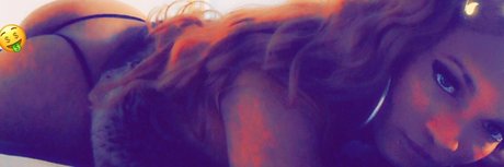 Nacktes geleaktes OnlyFans-Foto von Reddbaddiexx