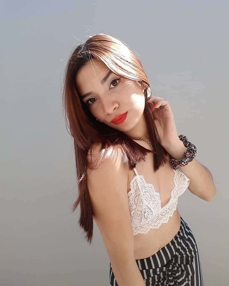 Nacktes geleaktes OnlyFans-Foto von Diamela