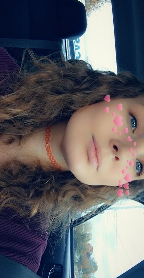 Nacktes geleaktes OnlyFans-Foto von Queenbee