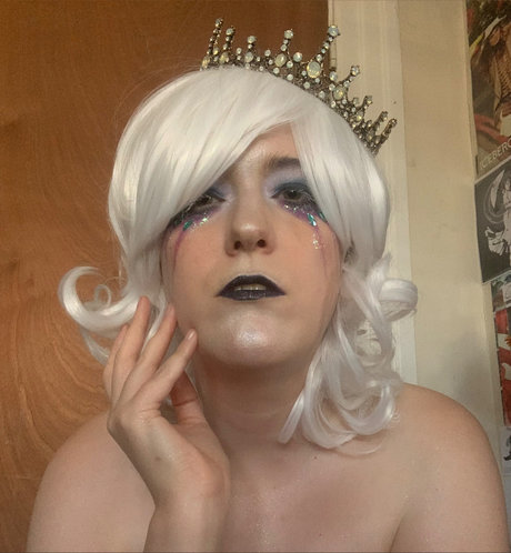 Queen Ayzee Faefaer