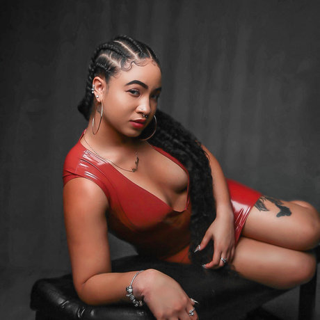 Nacktes geleaktes OnlyFans-Foto von Kamla Decasseres