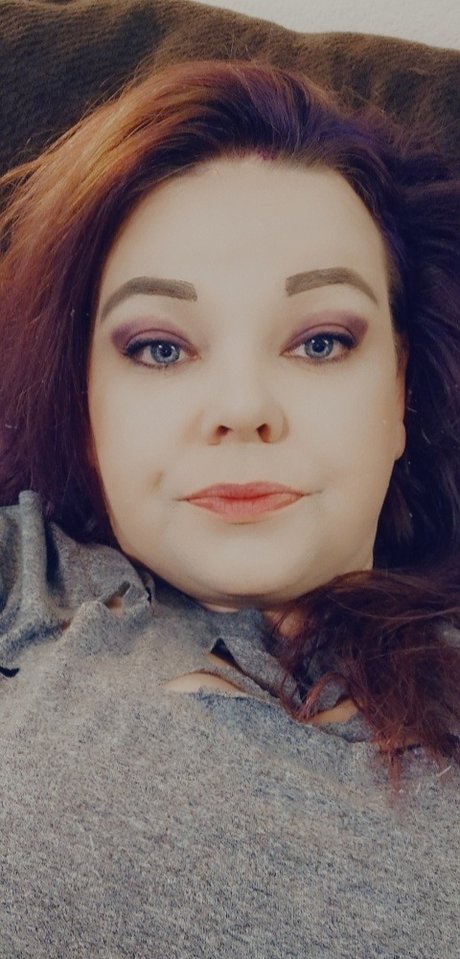 Nacktes geleaktes OnlyFans-Foto von Purplerain