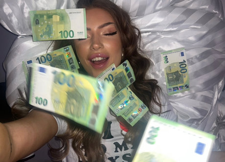 Nacktes geleaktes OnlyFans-Foto von Lana