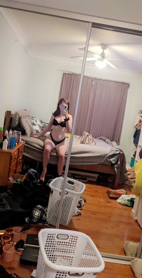 Nacktes geleaktes OnlyFans-Foto von Rachael