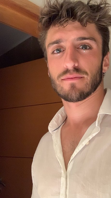 Nacktes geleaktes OnlyFans-Foto von Ramiro