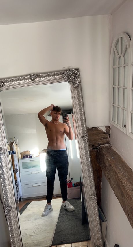 Nacktes geleaktes OnlyFans-Foto von  