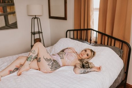 Nacktes geleaktes OnlyFans-Foto von Quin Clover 