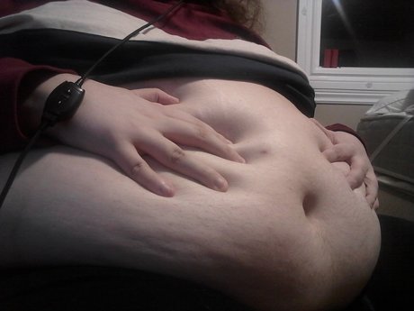 Nacktes geleaktes OnlyFans-Foto von Questionablered
