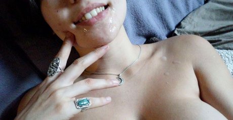 Nacktes geleaktes OnlyFans-Foto von Queen Z