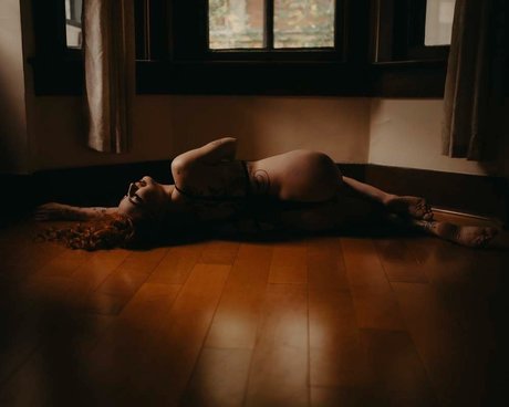 Nacktes geleaktes OnlyFans-Foto von Queen Nova