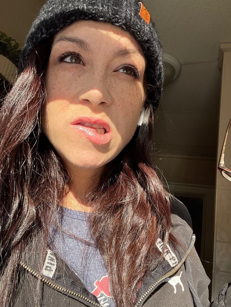 Nacktes geleaktes OnlyFans-Foto von Nikkii
