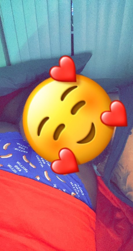 Nacktes geleaktes OnlyFans-Foto von Urfavcouple