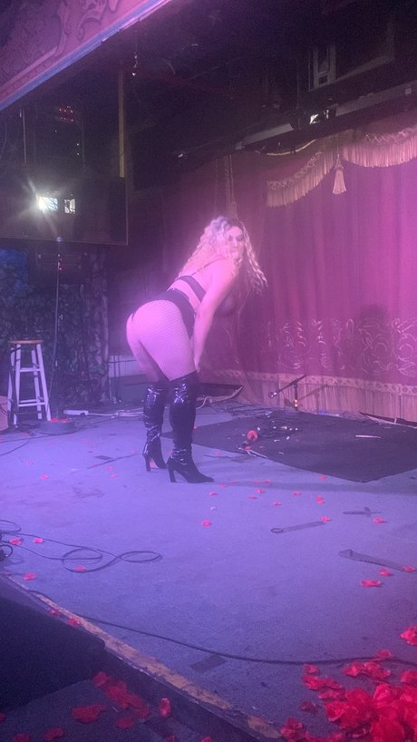 Nacktes geleaktes OnlyFans-Foto von Dannixoxo21