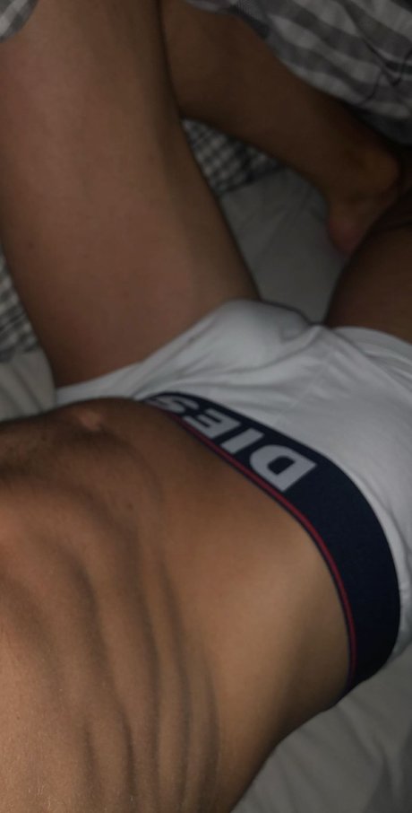Nacktes geleaktes OnlyFans-Foto von Dstar