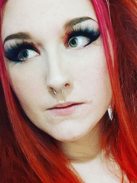 Nacktes geleaktes OnlyFans-Foto von Darcy Devlin