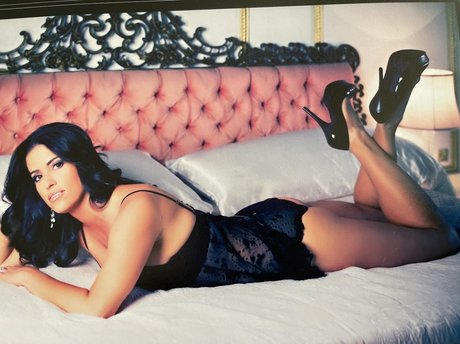 Nacktes geleaktes OnlyFans-Foto von Belinda Donner