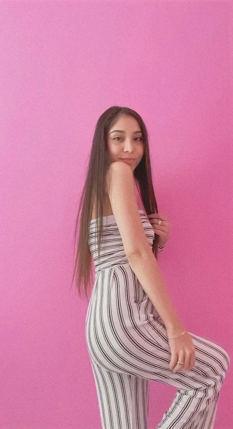 Nacktes geleaktes OnlyFans-Foto von Destiny Mariie