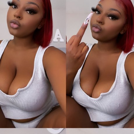 Nacktes geleaktes OnlyFans-Foto von Day