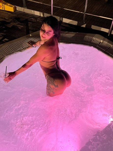 Nacktes geleaktes OnlyFans-Foto von Summer