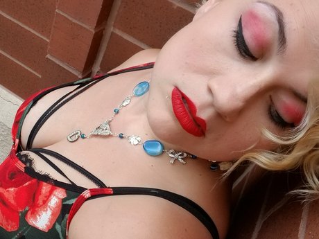 Nacktes geleaktes OnlyFans-Foto von Raina