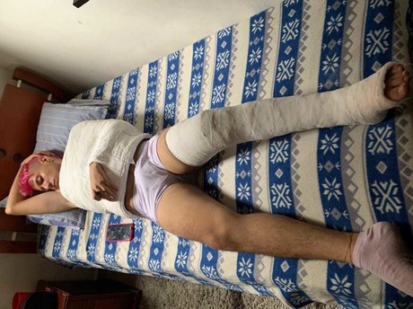 Nacktes geleaktes OnlyFans-Foto von Rafaelo Cast