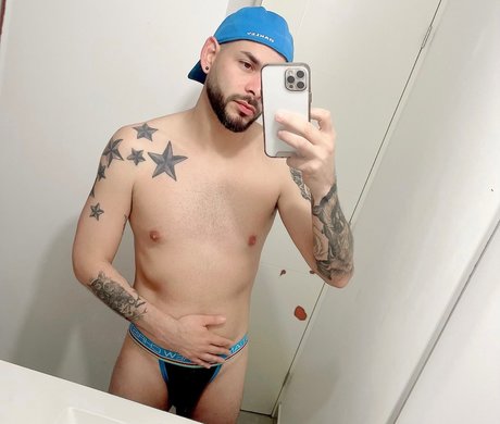 Nacktes geleaktes OnlyFans-Foto von Ractmorbo
