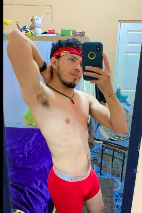 Nacktes geleaktes OnlyFans-Foto von Eduardo Oyuela
