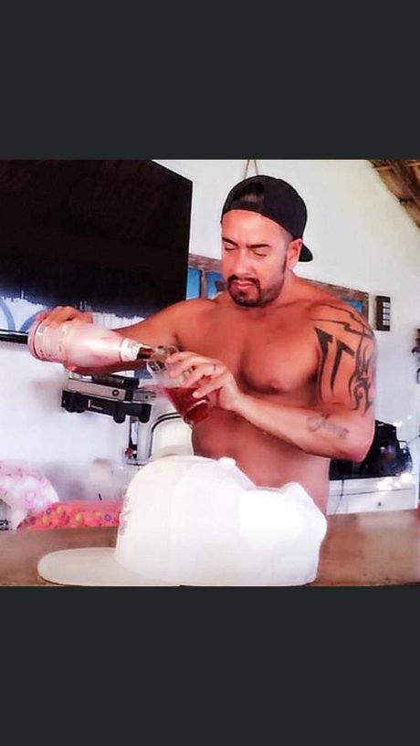 Nacktes geleaktes OnlyFans-Foto von Federico De Braniff