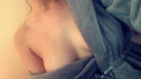 Nacktes geleaktes OnlyFans-Foto von Rachel Elisha