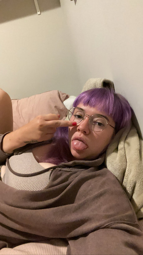 Nacktes geleaktes OnlyFans-Foto von Olivia Raine