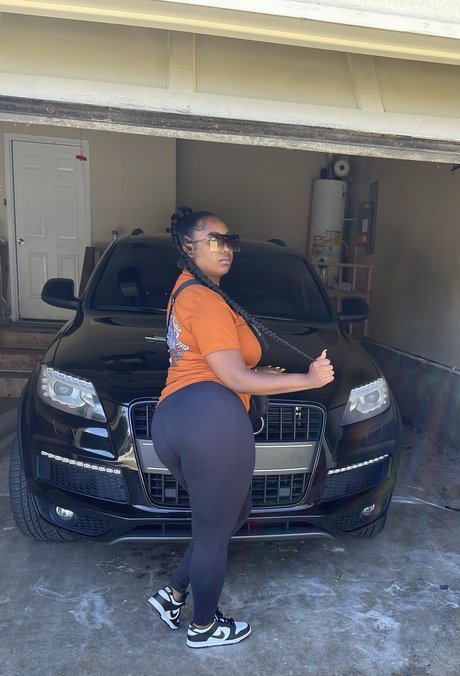 Nacktes geleaktes OnlyFans-Foto von Symone