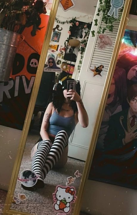 Nacktes geleaktes OnlyFans-Foto von Angie Bean
