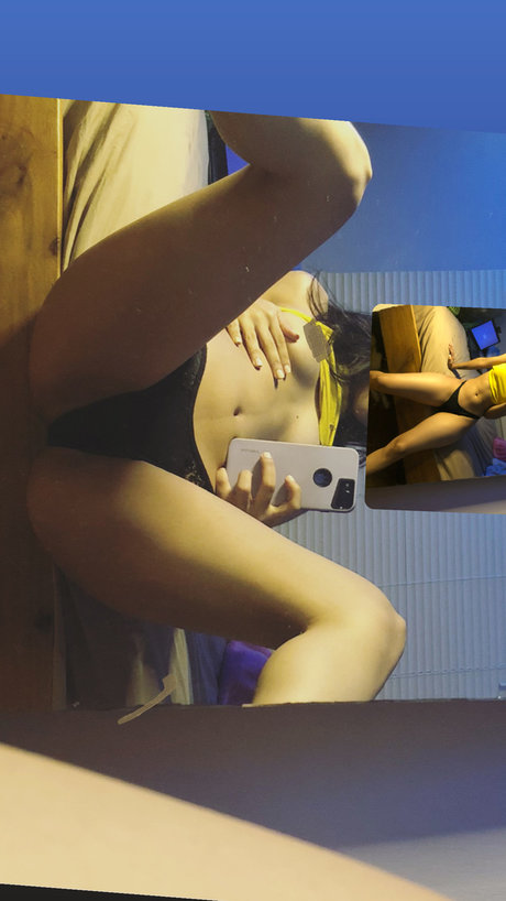 Nacktes geleaktes OnlyFans-Foto von Danna Sofia