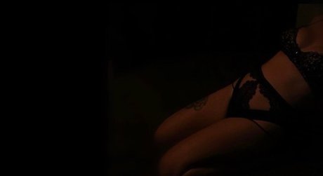 Nacktes geleaktes OnlyFans-Foto von Raz