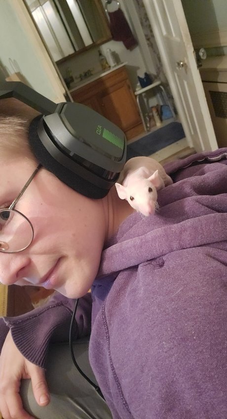 Nacktes geleaktes OnlyFans-Foto von Rat Queen