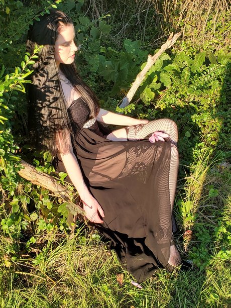 Nacktes geleaktes OnlyFans-Foto von Morticia