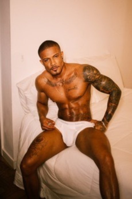 Nacktes geleaktes OnlyFans-Foto von Ramon 