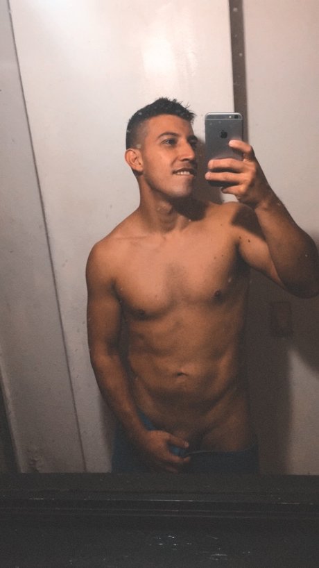 Nacktes geleaktes OnlyFans-Foto von Ramon