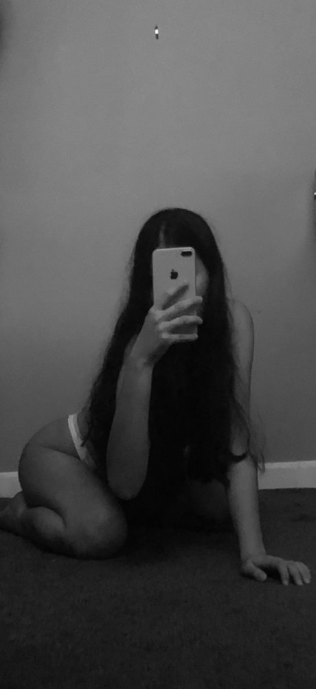 Nacktes geleaktes OnlyFans-Foto von Ramona