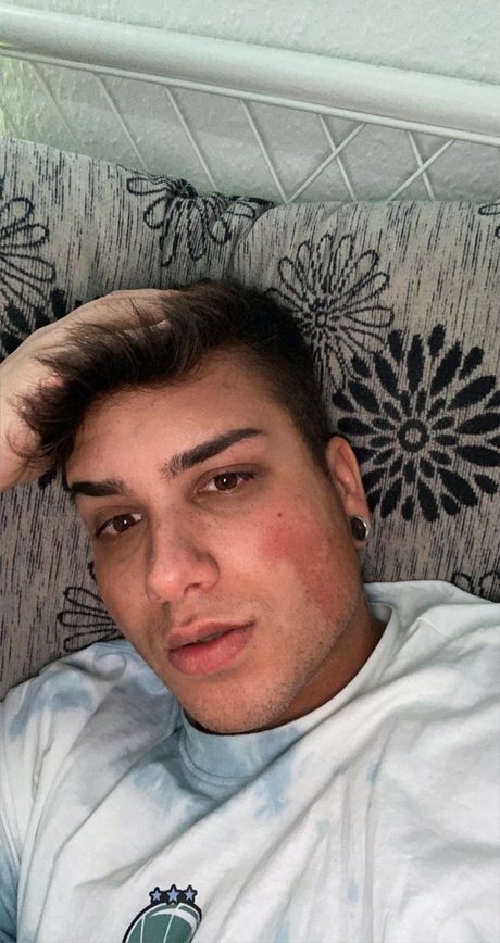 Nacktes geleaktes OnlyFans-Foto von Yourboyorlando