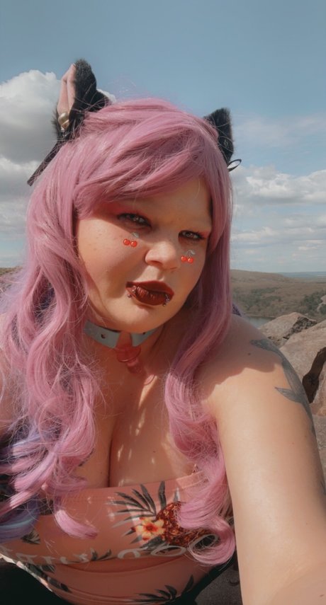 Nacktes geleaktes OnlyFans-Foto von Lyriarayne