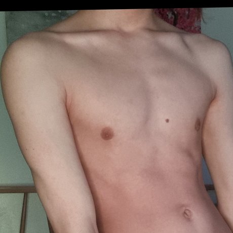 Nacktes geleaktes OnlyFans-Foto von Reece