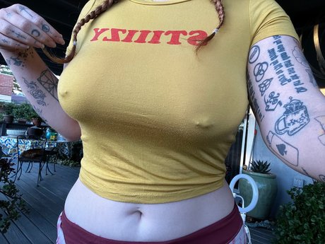 Nacktes geleaktes OnlyFans-Foto von Mia Tyler