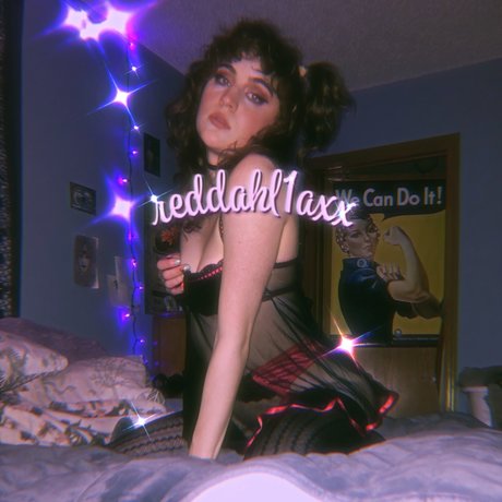 Nacktes geleaktes OnlyFans-Foto von Red Dahlia