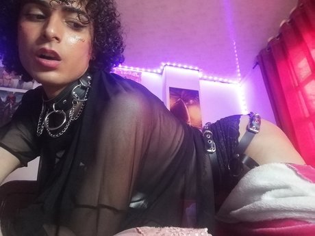 Nacktes geleaktes OnlyFans-Foto von U88173359